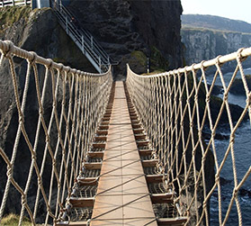 the-carrick-a-rede-rope-bridge